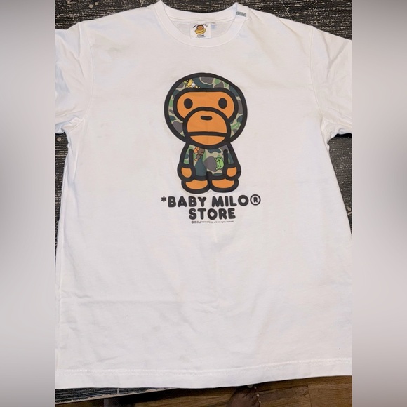 White Baby Milo Graphic T-Shirt - Picture 1 of 4